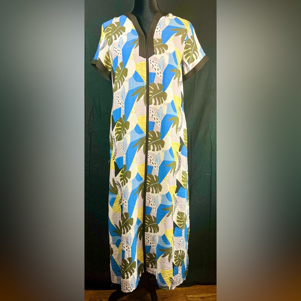 Ekouaer | Tropical Print Full Zip Front Kaftan Dress | Size Medium
